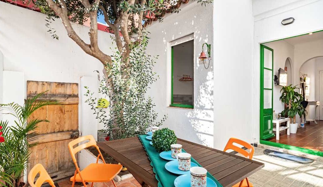 How to Design a Spanish-style Patio