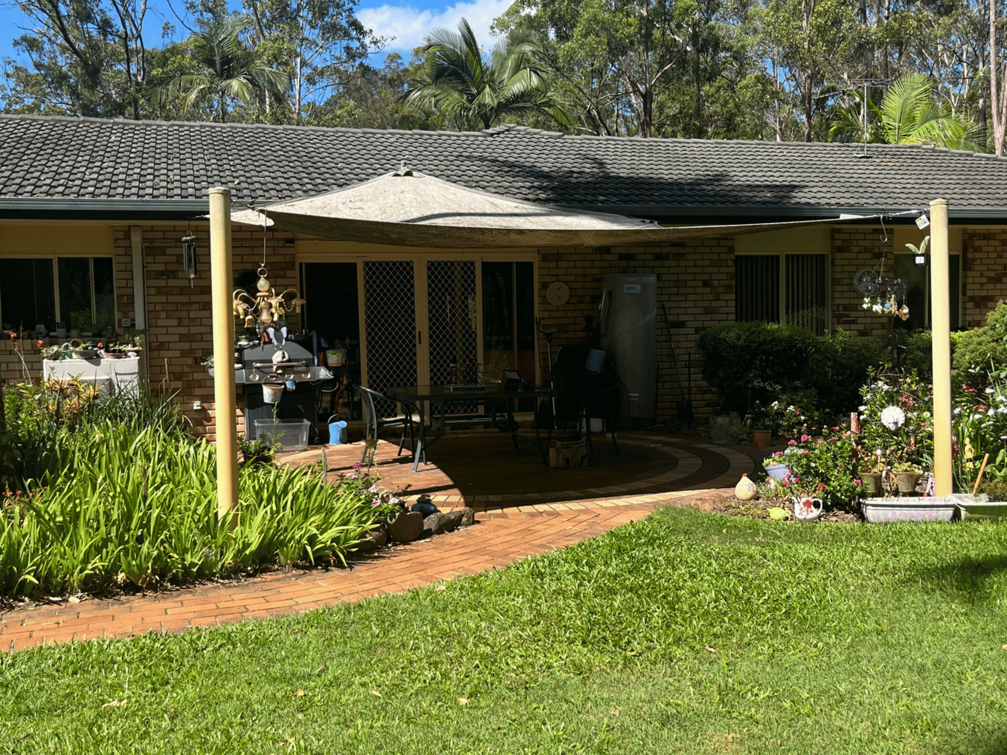 Poolside Burderim patio designed and built by SEQ Patio Group